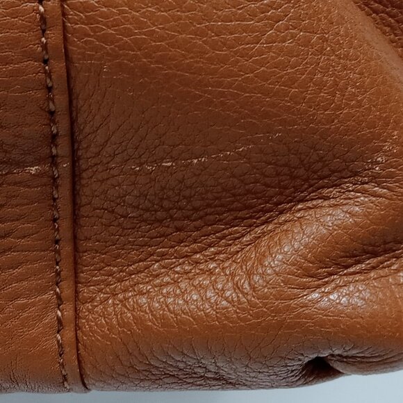 Michael Kors Jet Set Tan Tote Bag - Picture 6 of 14